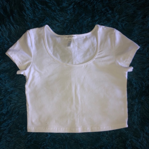 Top - Picture 2 of 2